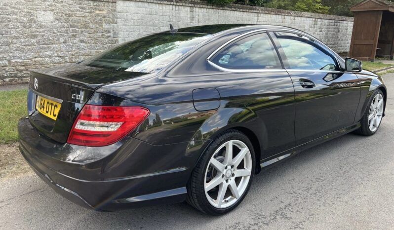 
								Mercedes C220 Amg Sport Edition full									