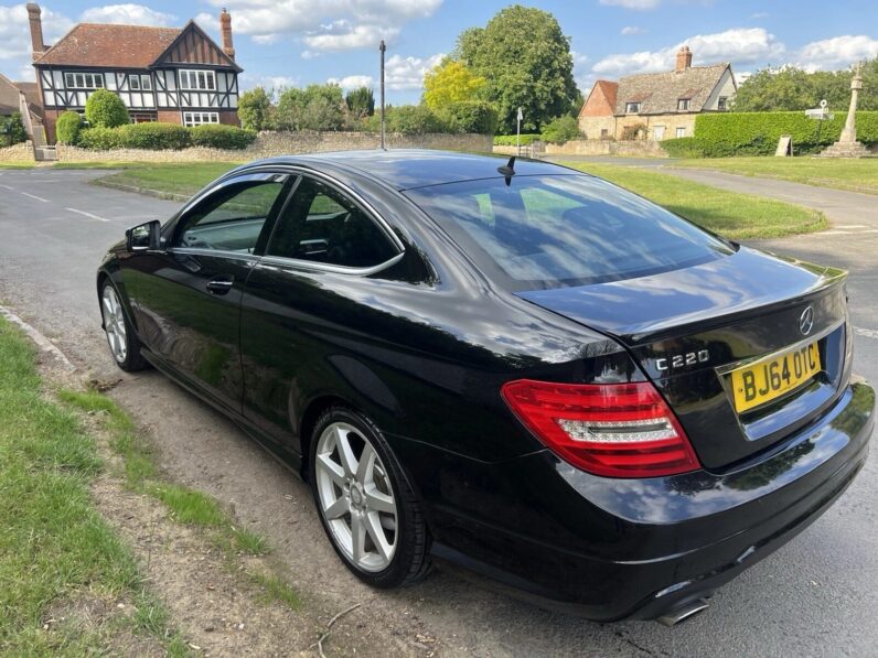 
								Mercedes C220 Amg Sport Edition full									