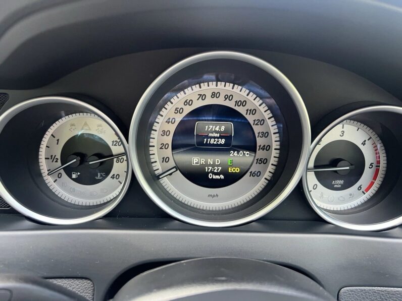 
								Mercedes C220 Amg Sport Edition full									