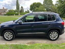 
										Volkswagen Tiguan 2.0 DSG full									