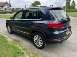 
										Volkswagen Tiguan 2.0 DSG full									