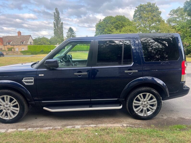 
								Land Rover Discovery 4 full									