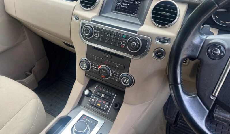 
								Land Rover Discovery 4 full									