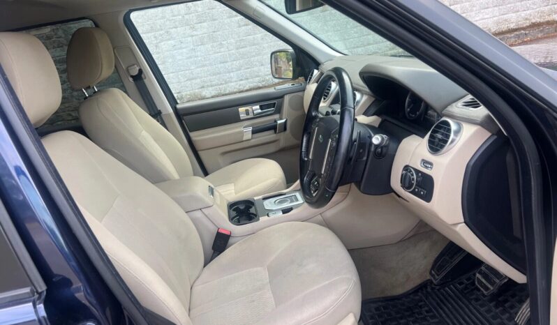 
								Land Rover Discovery 4 full									