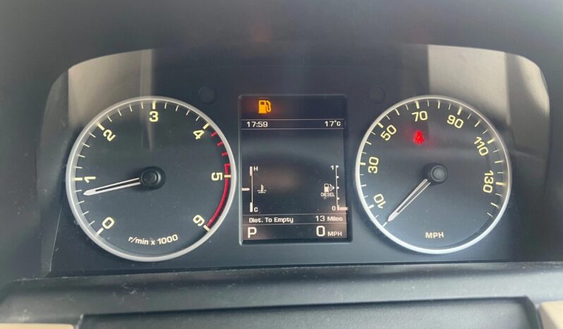 
								Land Rover Discovery 4 full									