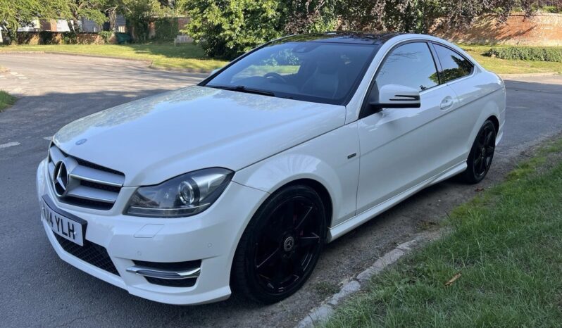 
								Mercedes C250 full									