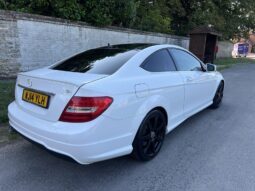 
										Mercedes C250 full									