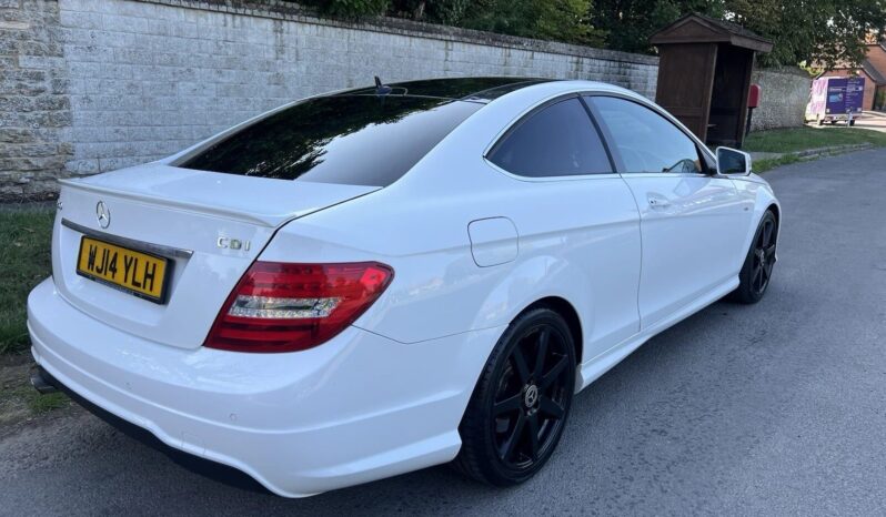 
								Mercedes C250 full									