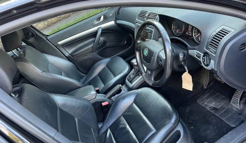 
								skoda octavia vrs full									