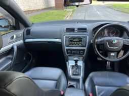 
										skoda octavia vrs full									