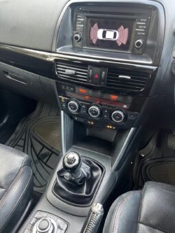 
										Mazda CX-5 SKYACTIV full									