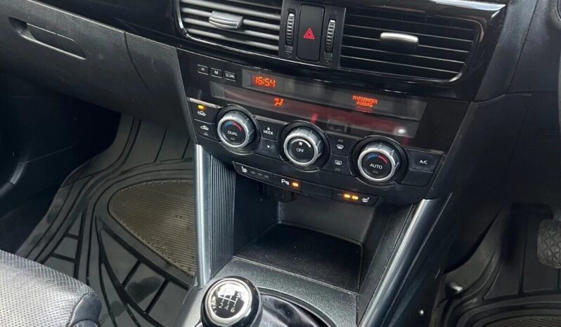 
								Mazda CX-5 SKYACTIV full									