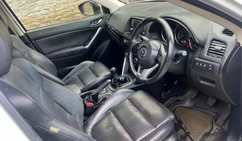 
								Mazda CX-5 SKYACTIV full									