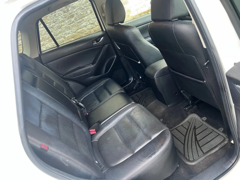 
								Mazda CX-5 SKYACTIV full									