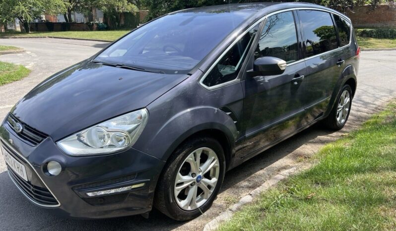 
								Ford S-Max full									
